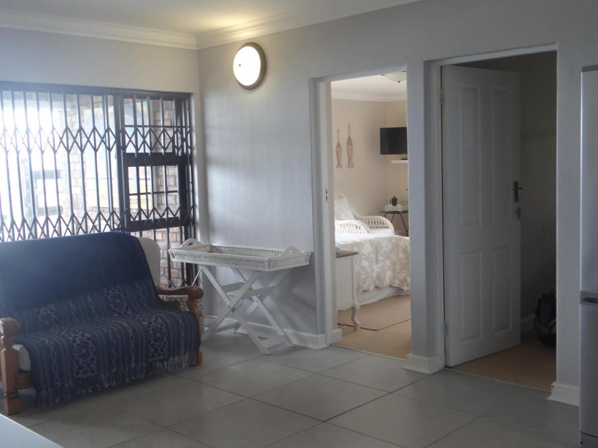 Beach House On 18P Repens Mossel Bay Exterior photo